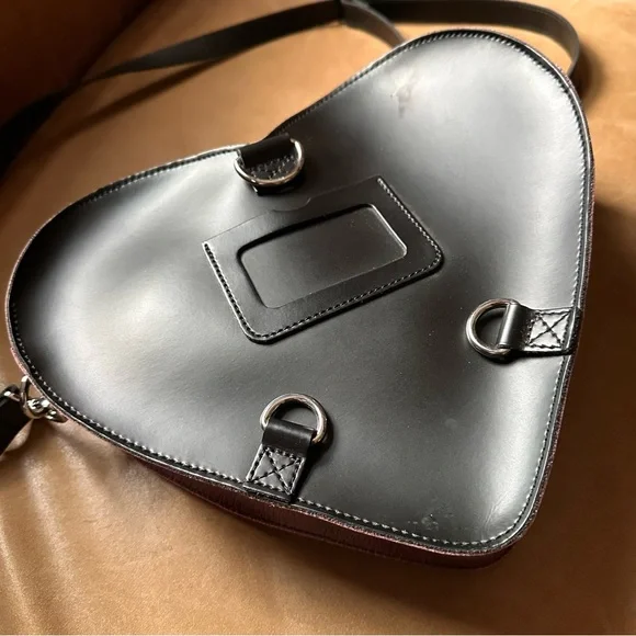 Dr. martens Heart Shaped Distressed Leather Backpack doc marten bag pink black - Picture 13 of 17